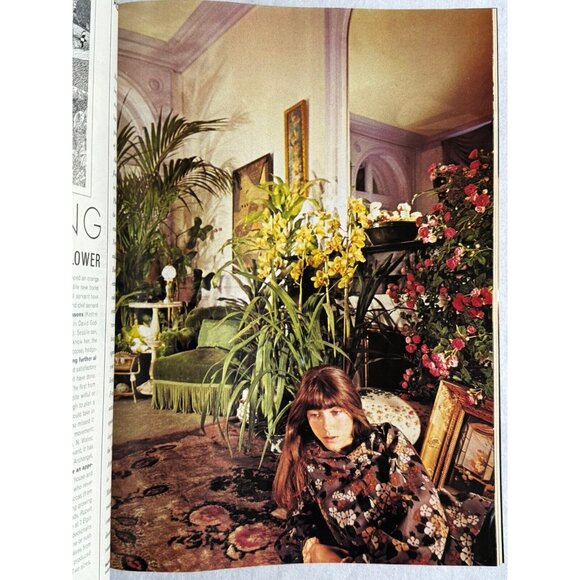 BRITISH VOGUE - July 1975 - Picture 5 of 16